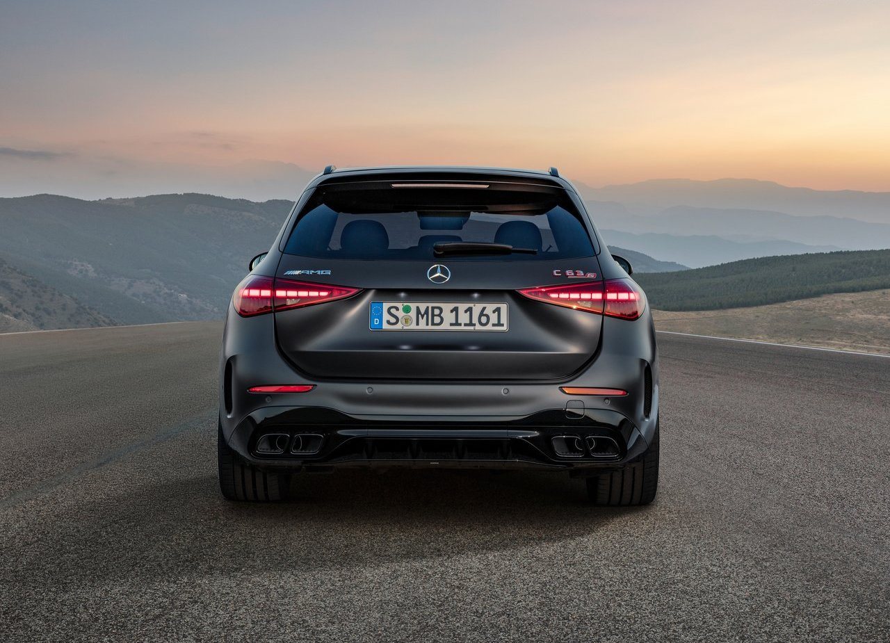 2023 - MERCEDES-AMG C 63 S E PERFORMANCE ESTATE, foto 39