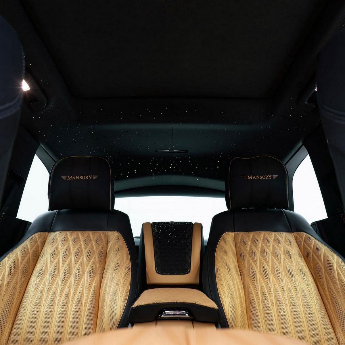 2022 - MERCEDES-AMG GLS 63 BY MANSORY, foto 18