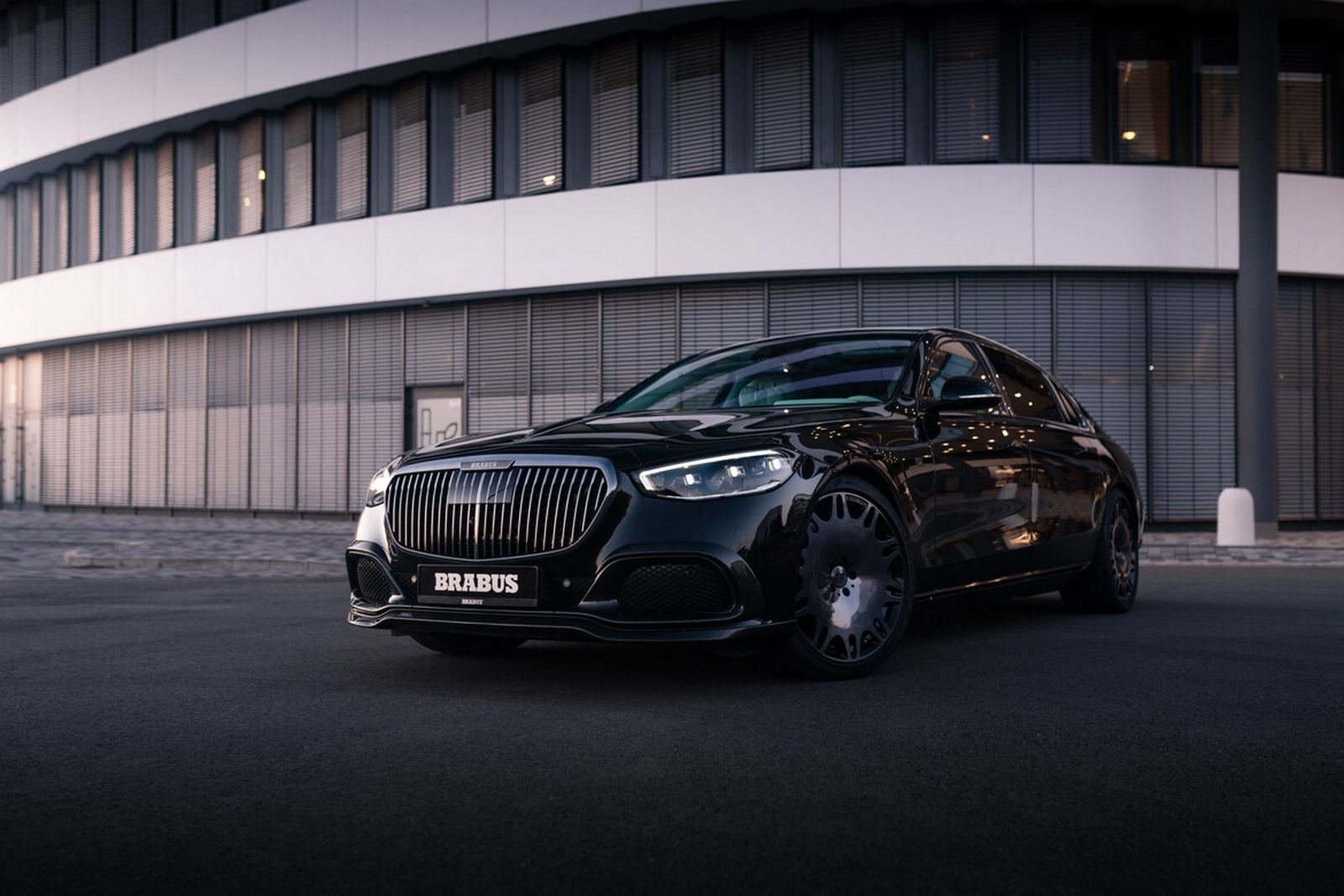 2022 - MERCEDES-MAYBACH S BRABUS 600 ‘MASTERPIECE’, foto 1