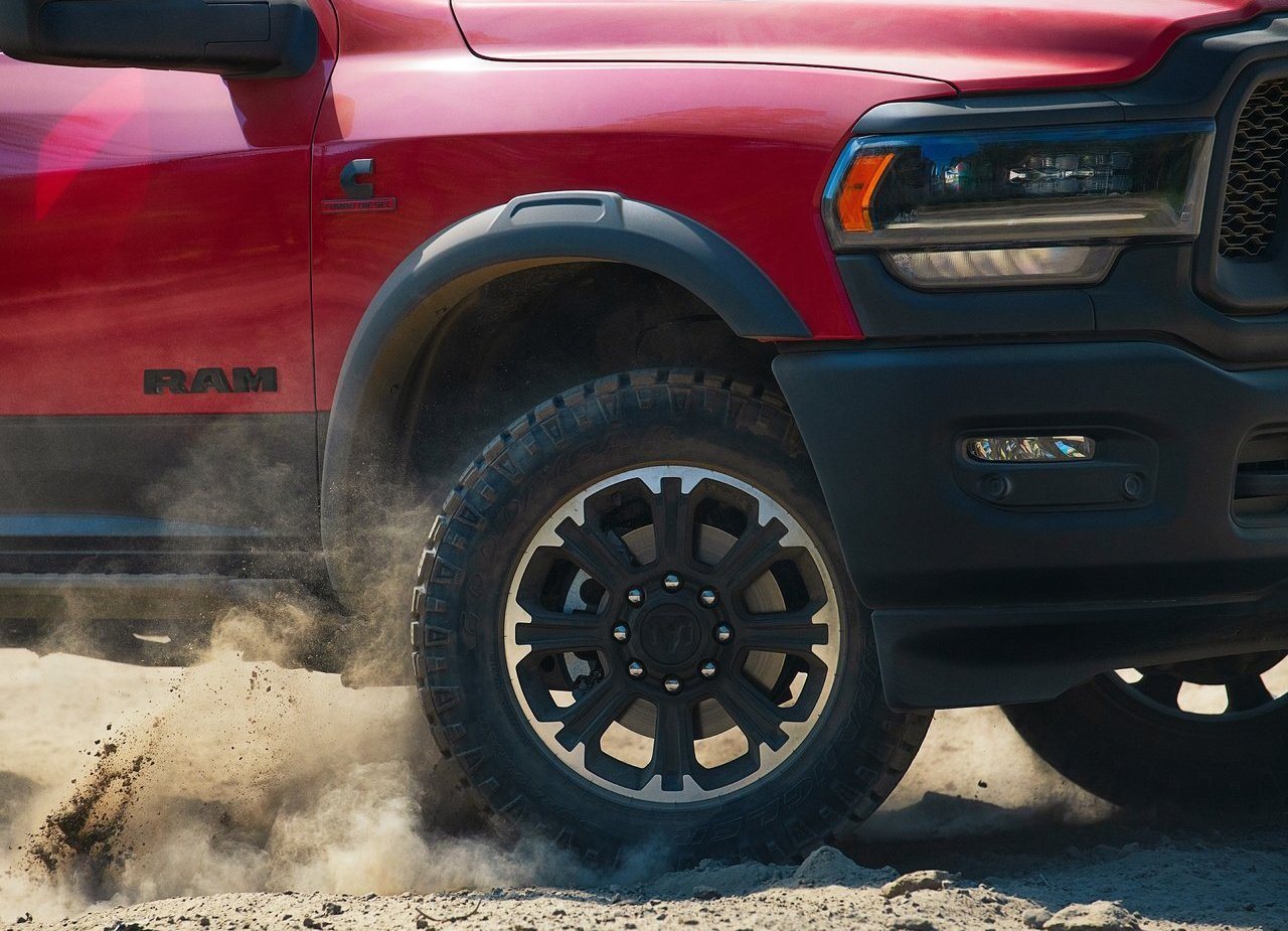 RAM 2500 HEAVY DUTY REBEL, foto 11