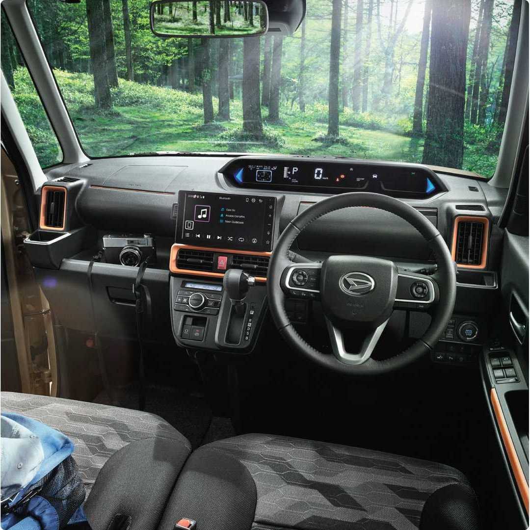 2022 - DAIHATSU TANTO FUN CROSS, foto 4