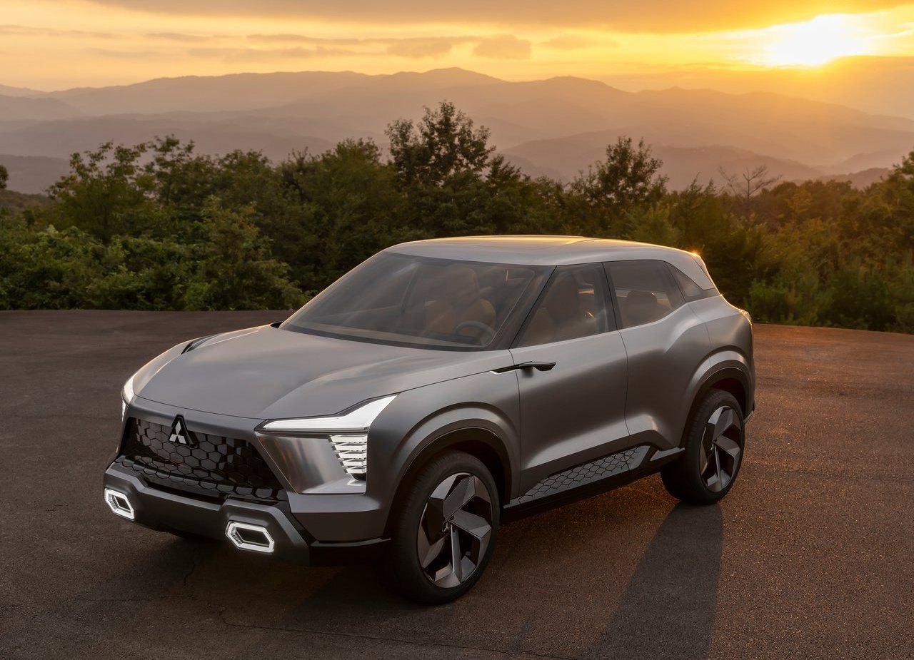 2022 - MITSUBISHI XFC CONCEPT, foto 3