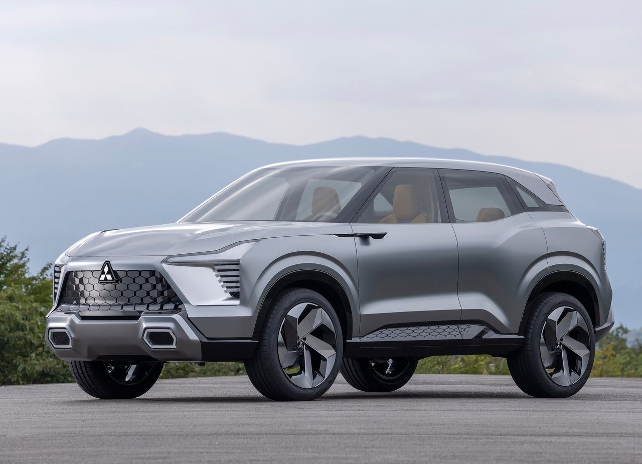 2022 - MITSUBISHI XFC CONCEPT, foto 5