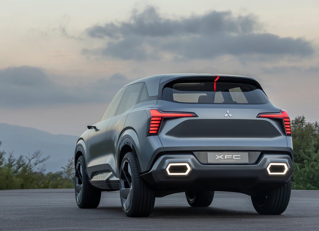2022 - MITSUBISHI XFC CONCEPT, foto 10