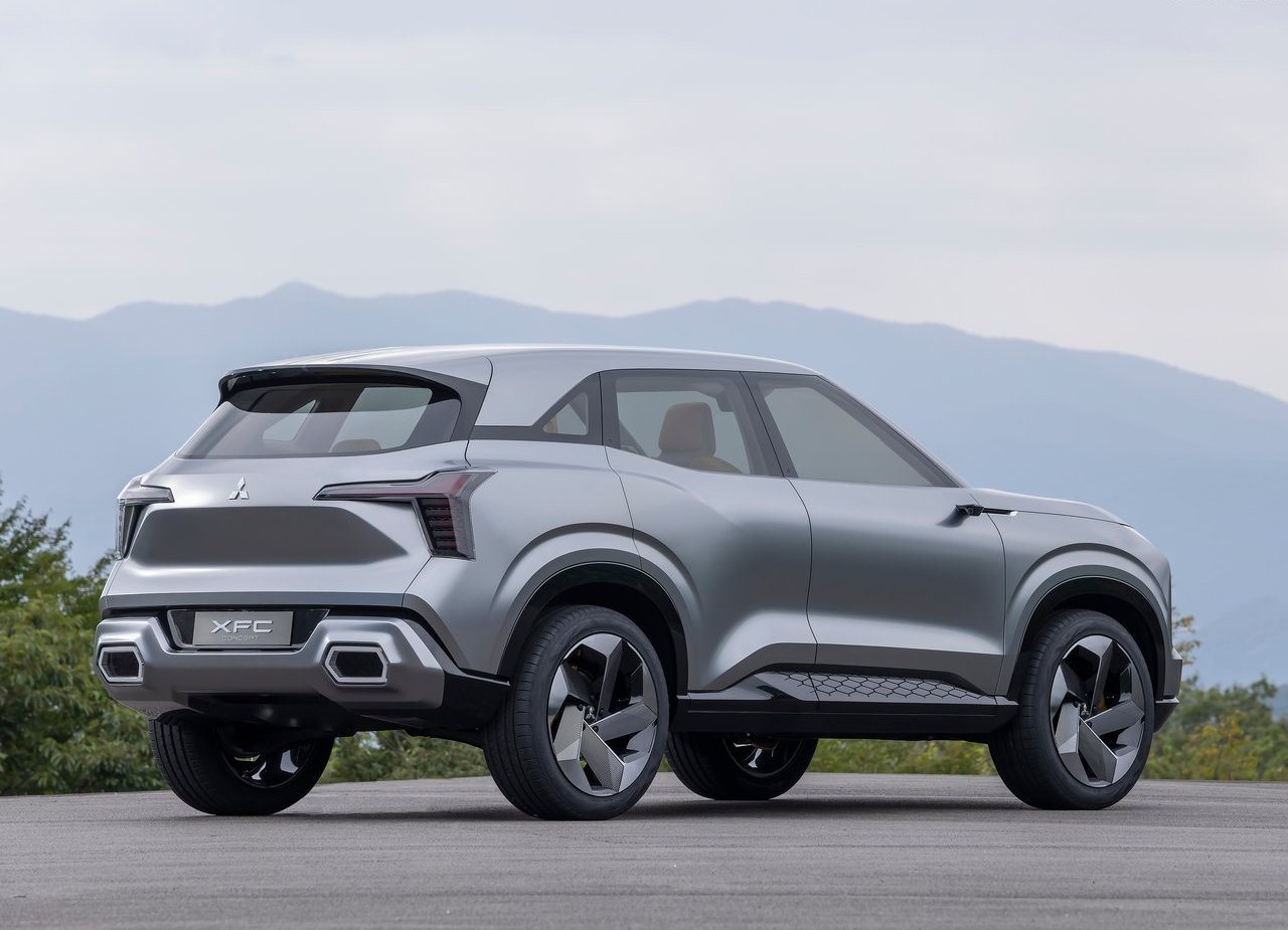 2022 - MITSUBISHI XFC CONCEPT, foto 12