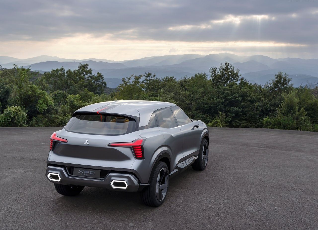 2022 - MITSUBISHI XFC CONCEPT, foto 14