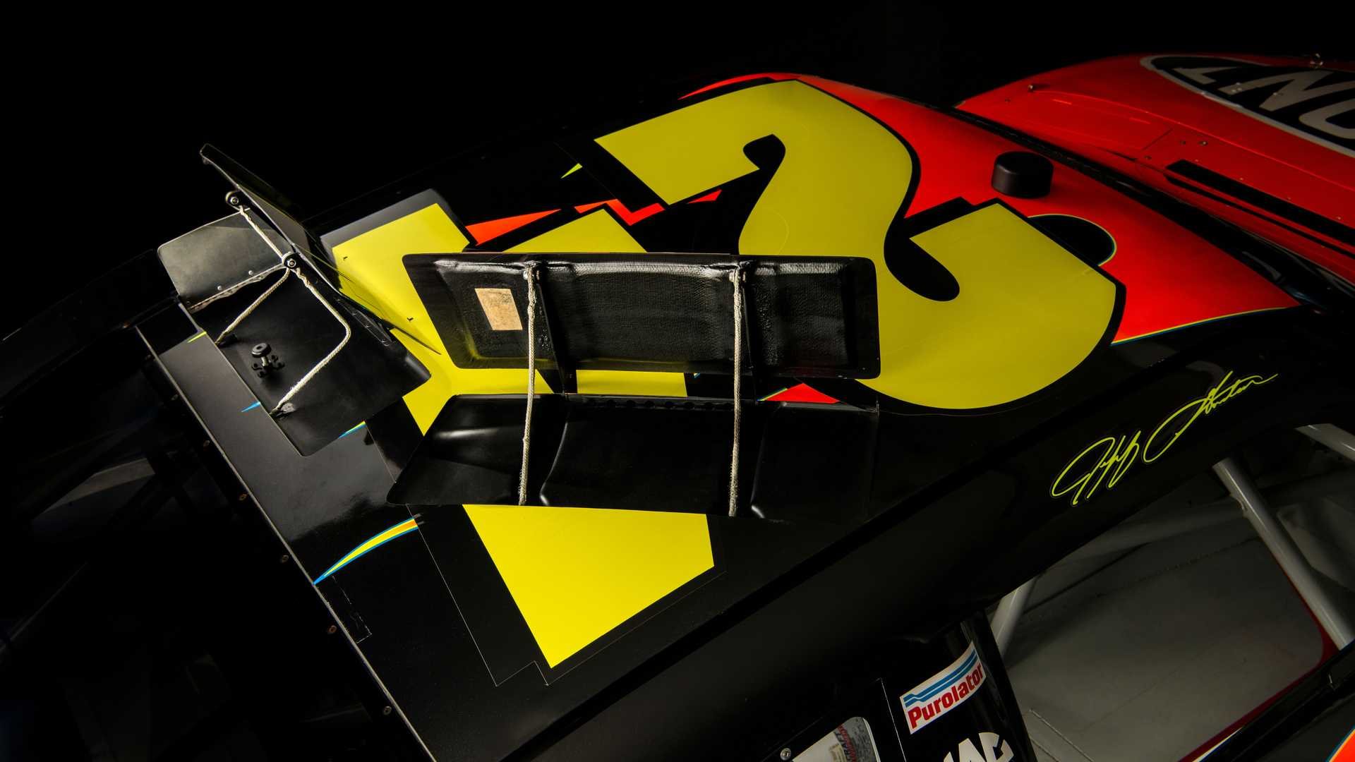 2011 - CHEVROLET IMPALA NASCAR SPRINT CUP EX-JEFF GORDON, foto 19