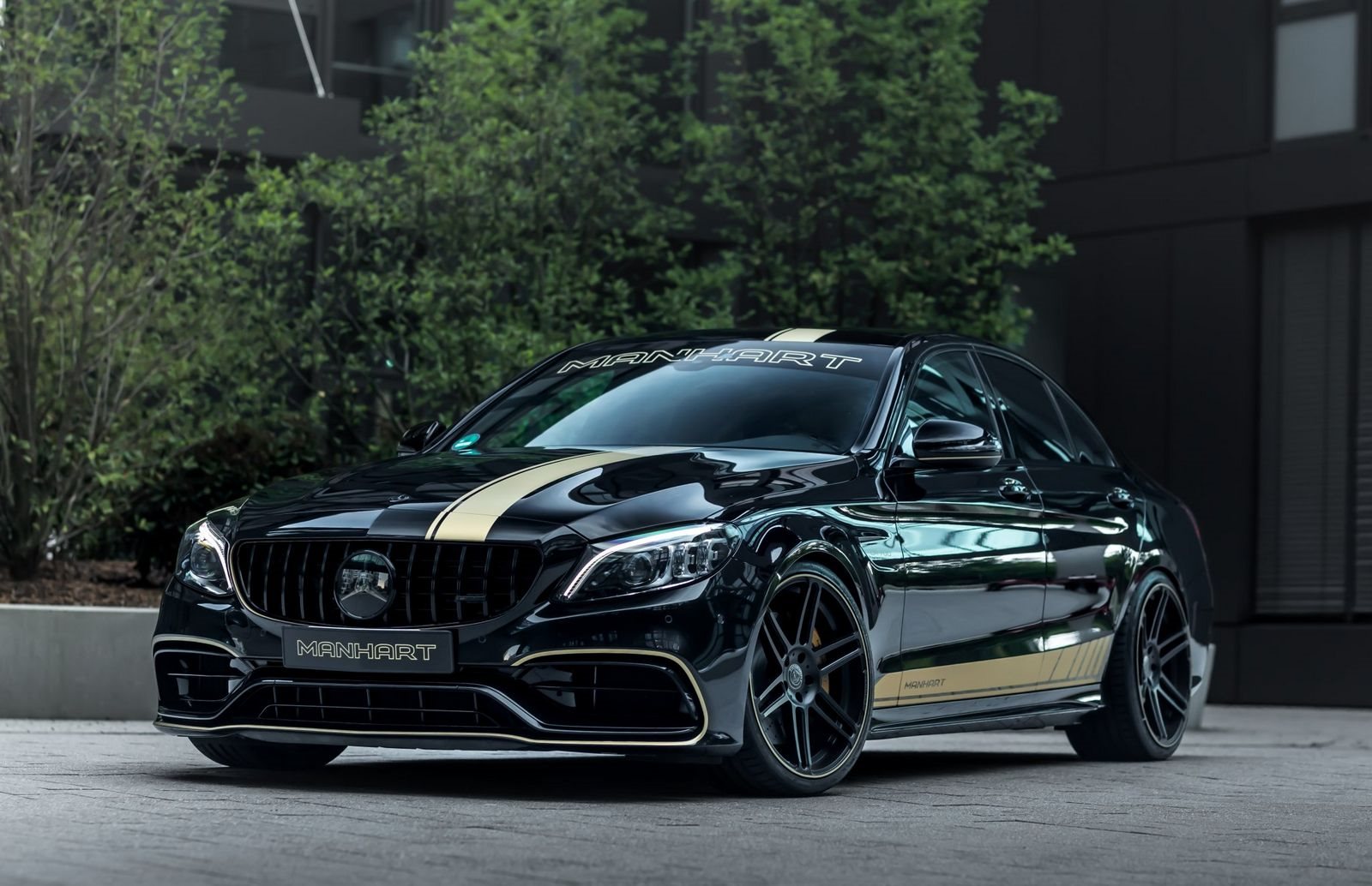 2022 - MERCEDES-AMG C 63 CR 700 LAST EDITION BY MANHART, foto 1