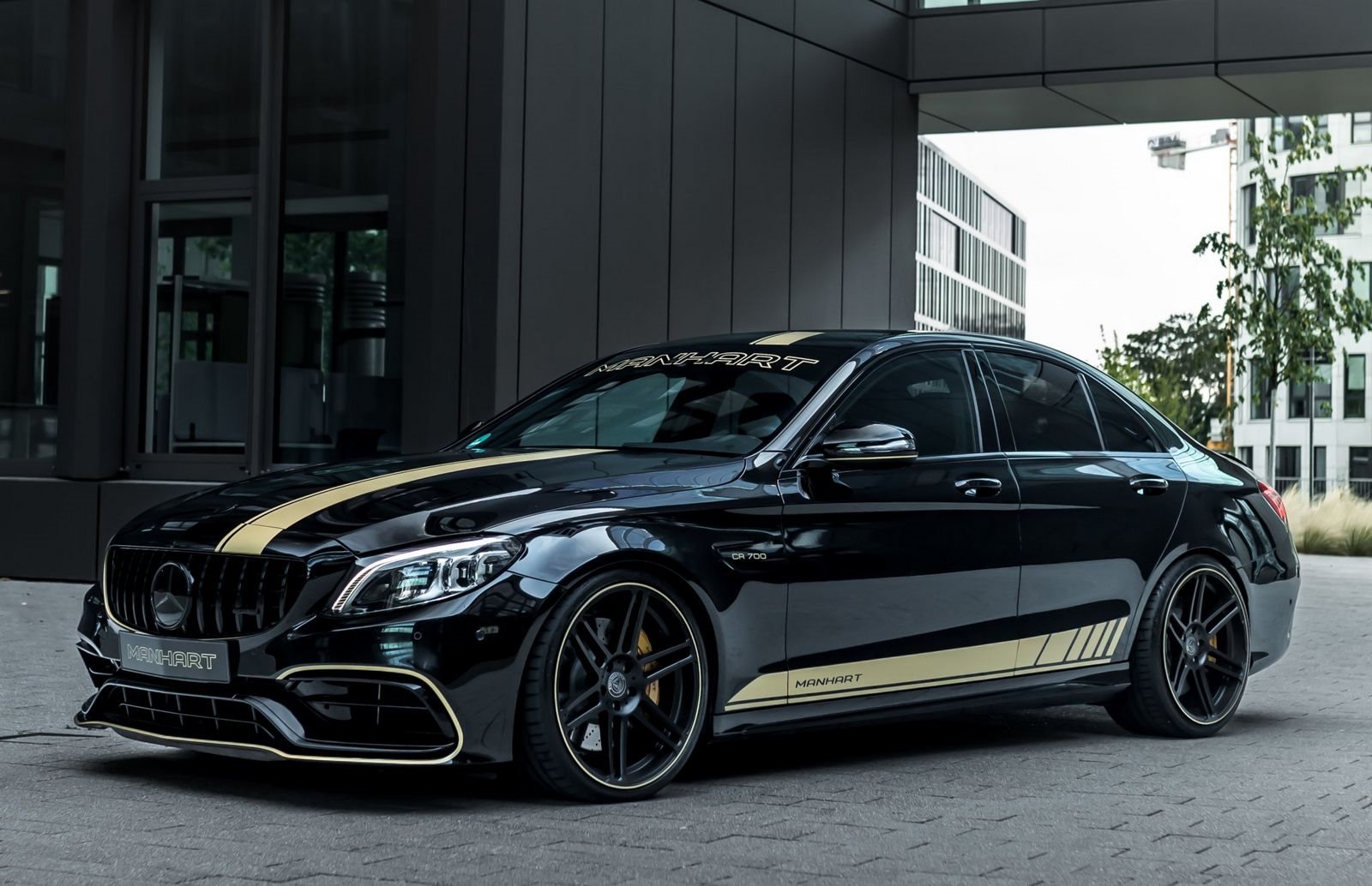 2022 - MERCEDES-AMG C 63 CR 700 LAST EDITION BY MANHART, foto 2