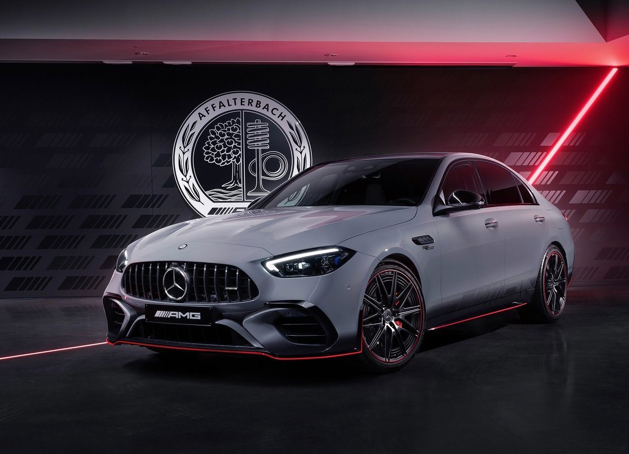 2023 - MERCEDES-AMG C 63 S E PERFORMANCE F1 EDITION, foto 1