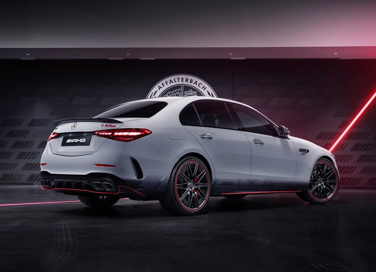2023 - MERCEDES-AMG C 63 S E PERFORMANCE F1 EDITION, foto 4