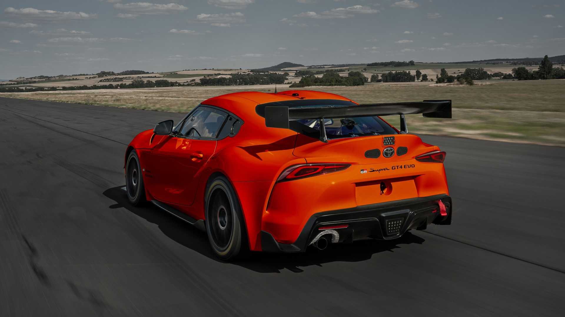 TOYOTA GR SUPRA GT4 EVO, foto 2