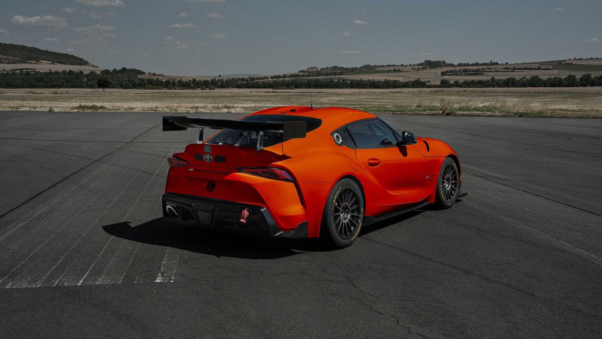 TOYOTA GR SUPRA GT4 EVO, foto 4