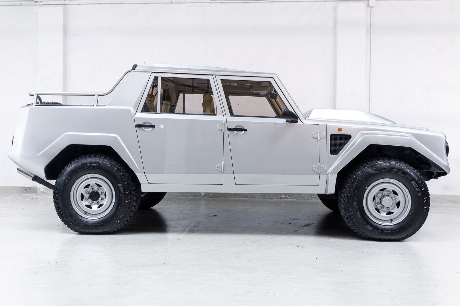 1987 - LAMBORGHINI LM002, foto 3