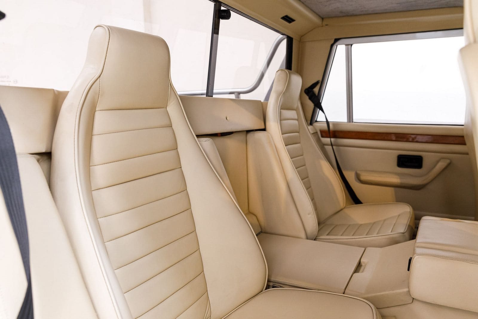 1987 - LAMBORGHINI LM002, foto 21