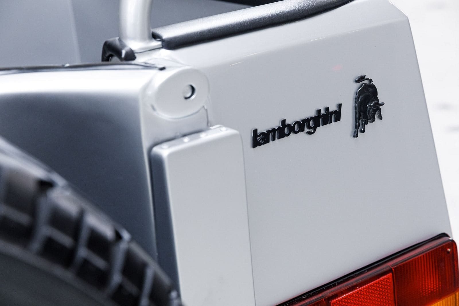 1987 - LAMBORGHINI LM002, foto 24