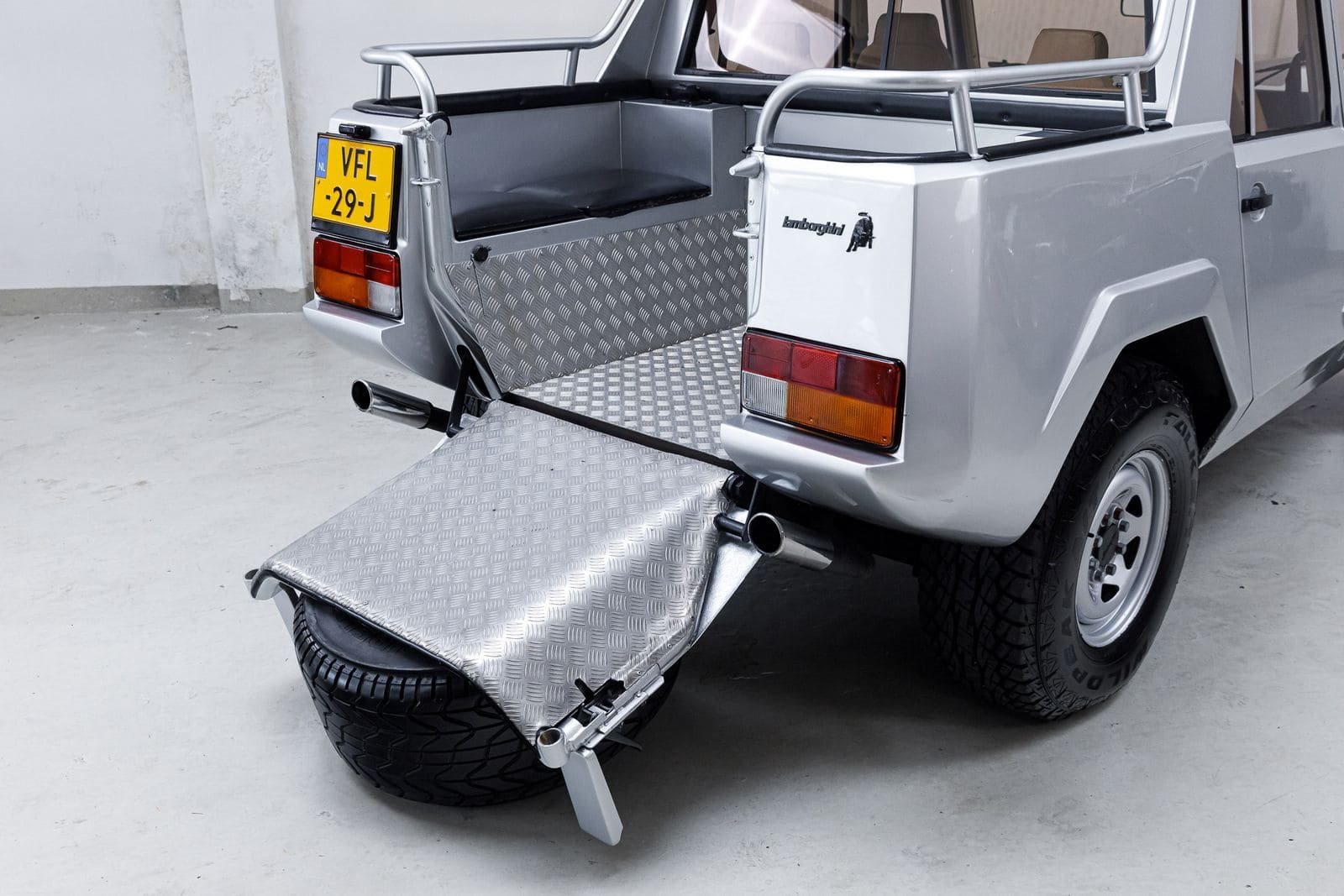 1987 - LAMBORGHINI LM002, foto 26