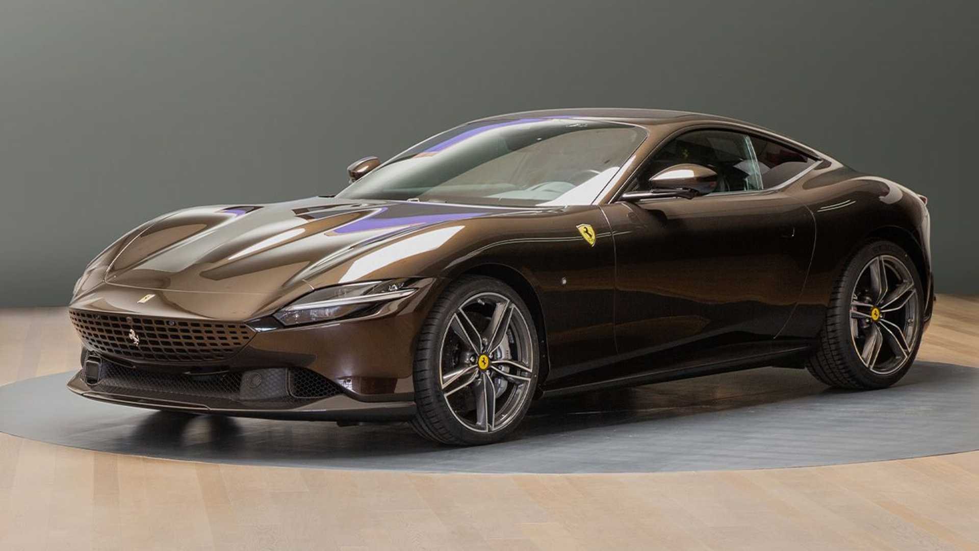 FERRARI ROMA TAILOR MADE BROWN, foto 1