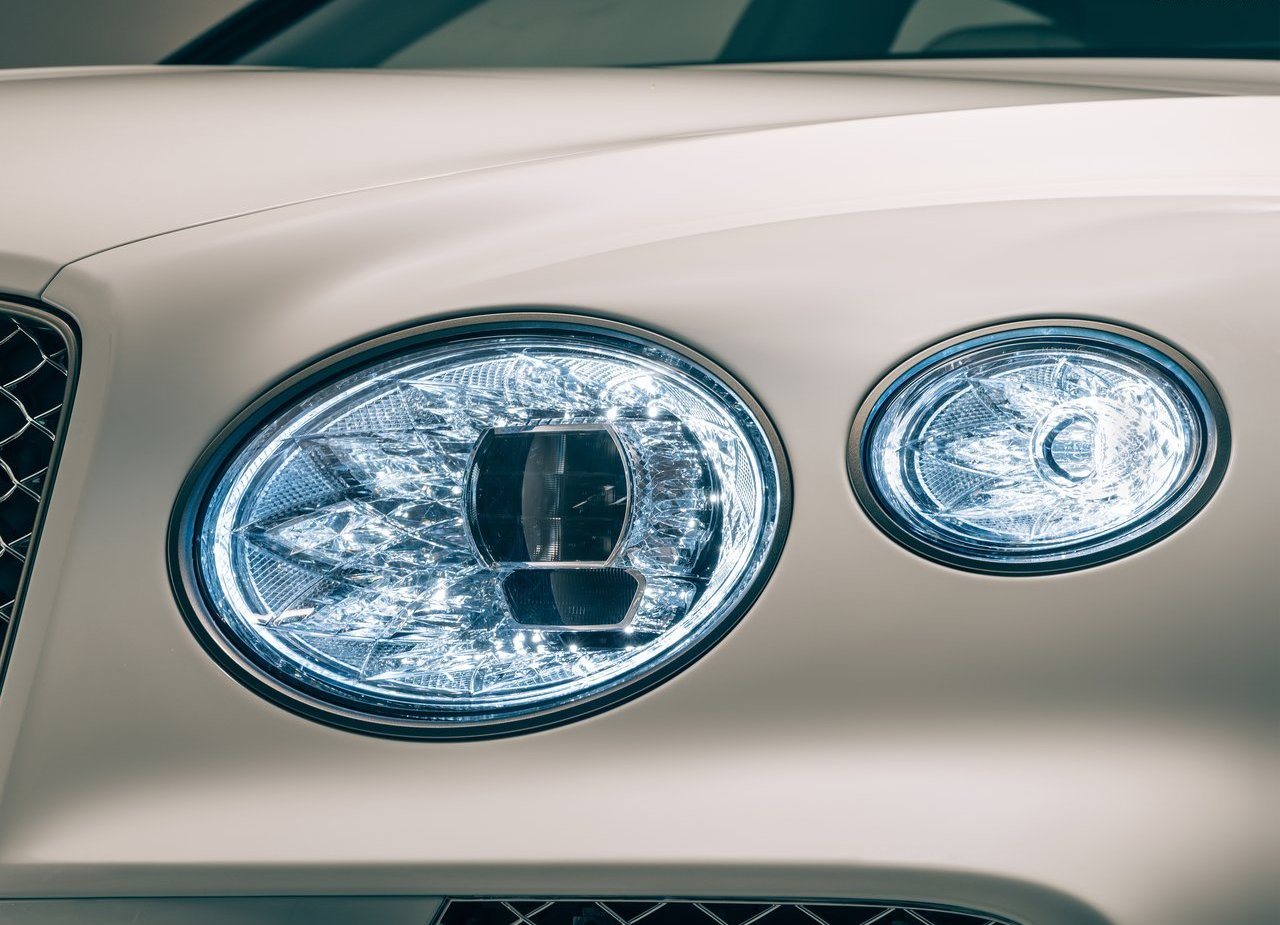 BENTLEY BENTAYGA ODYSSEAN EDITION, foto 10