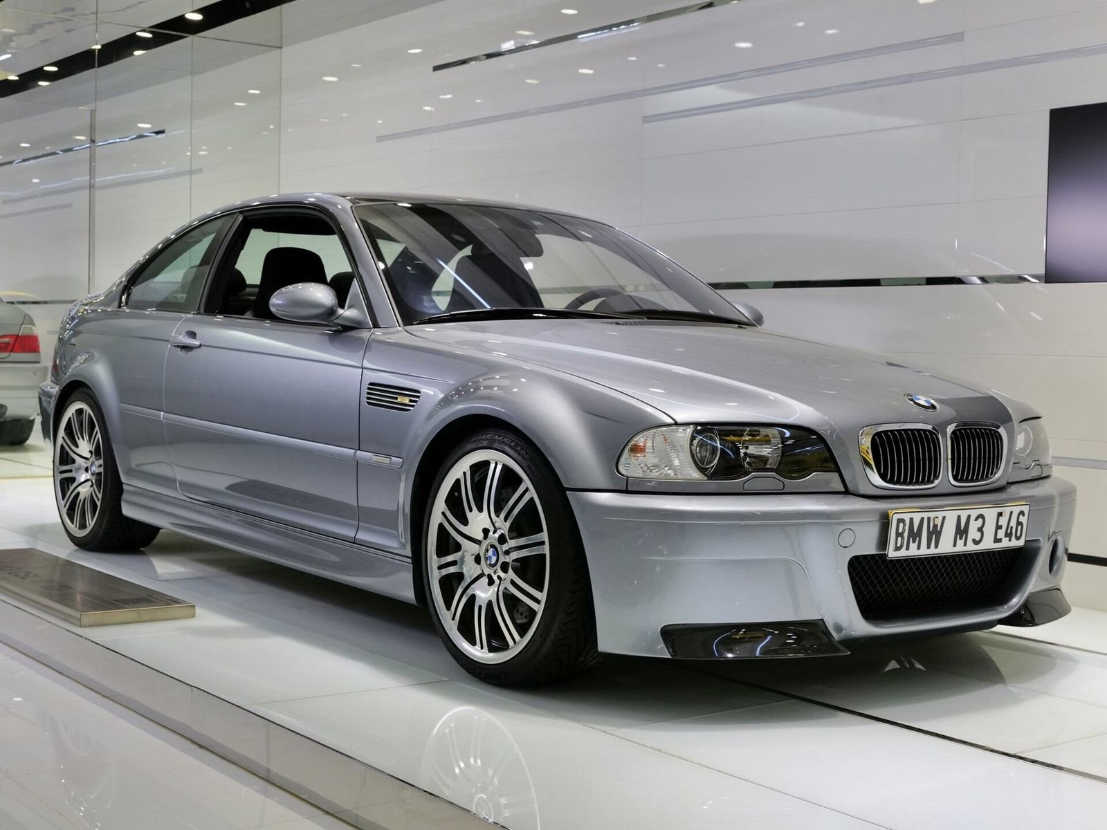 BMW M3 COUPE CSL SILVER GREY METALLIC, foto 1