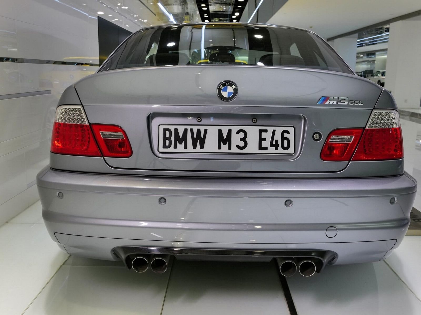 BMW M3 COUPE CSL SILVER GREY METALLIC, foto 5
