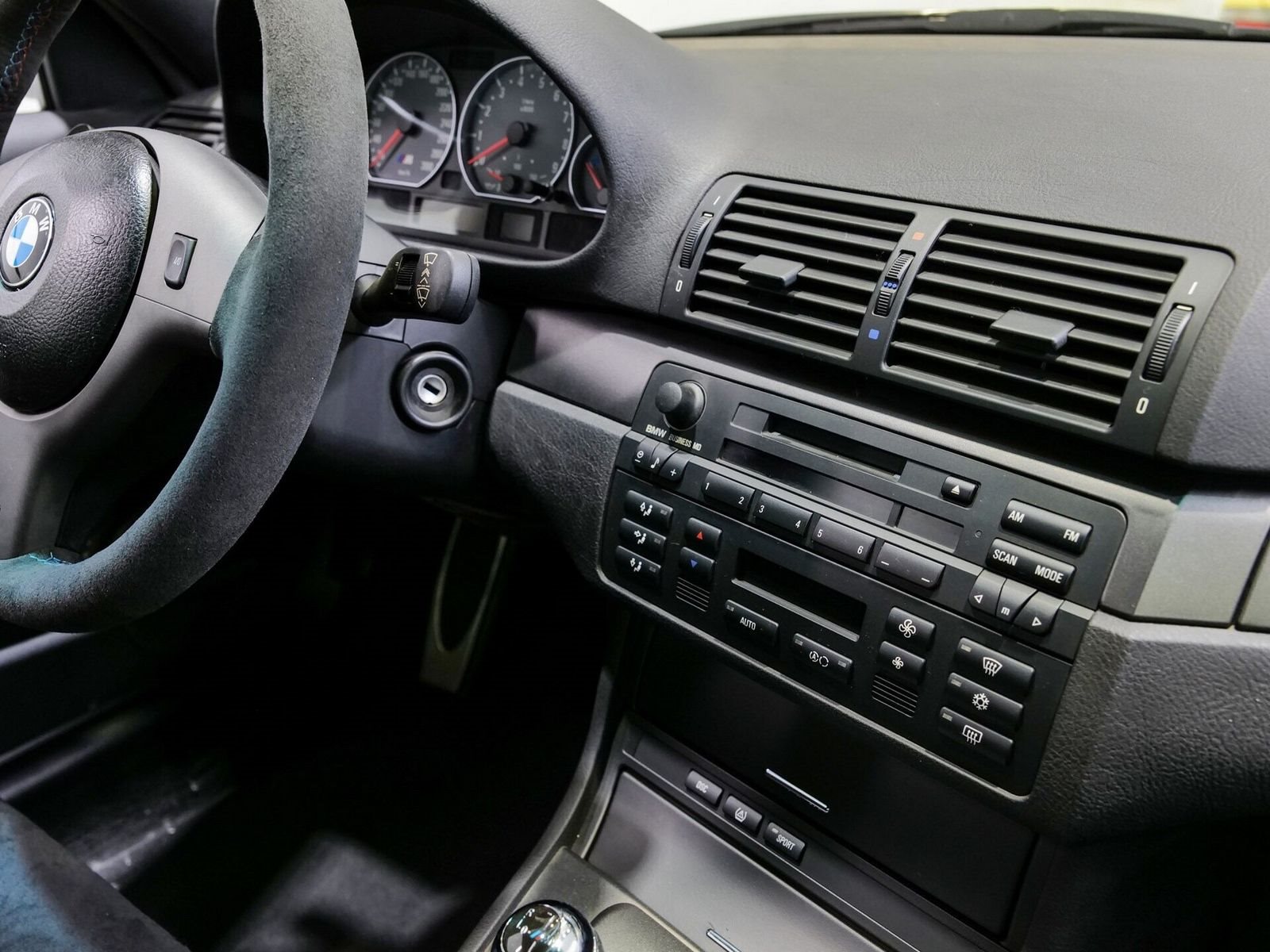 BMW M3 COUPE CSL SILVER GREY METALLIC, foto 13