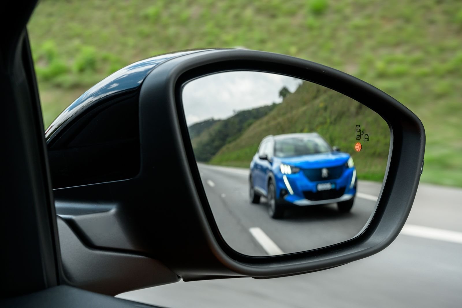 2023 - PEUGEOT E-2008, foto 9