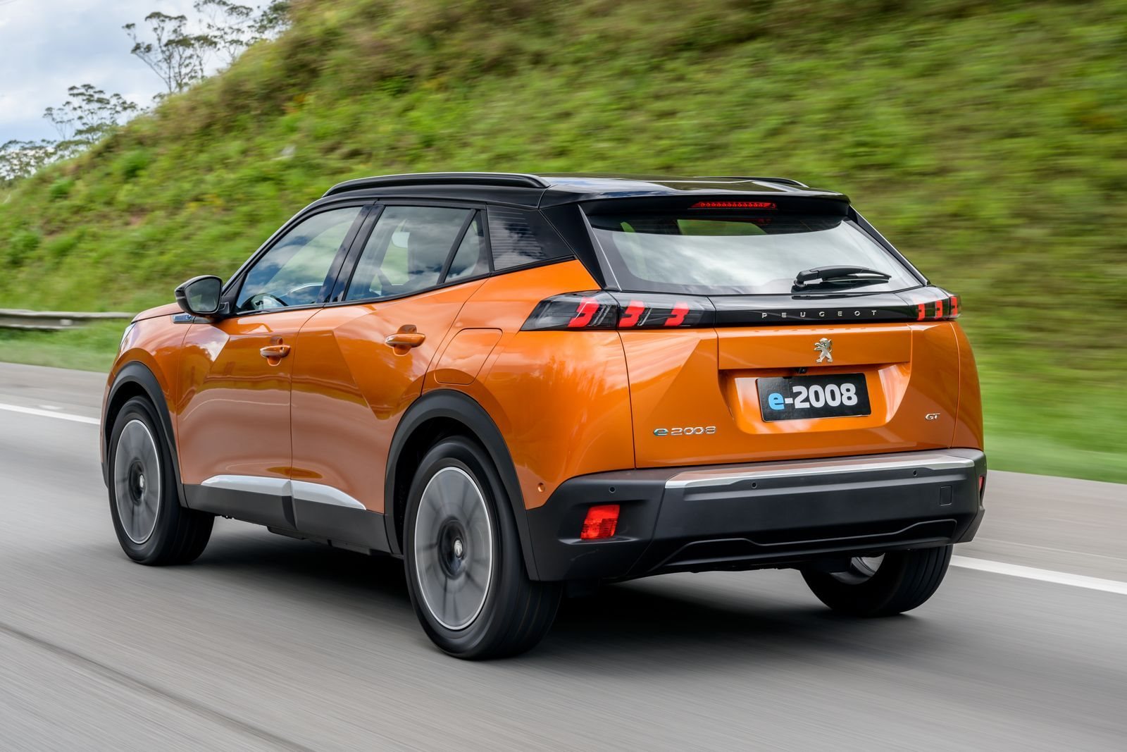 2023 - PEUGEOT E-2008, foto 15