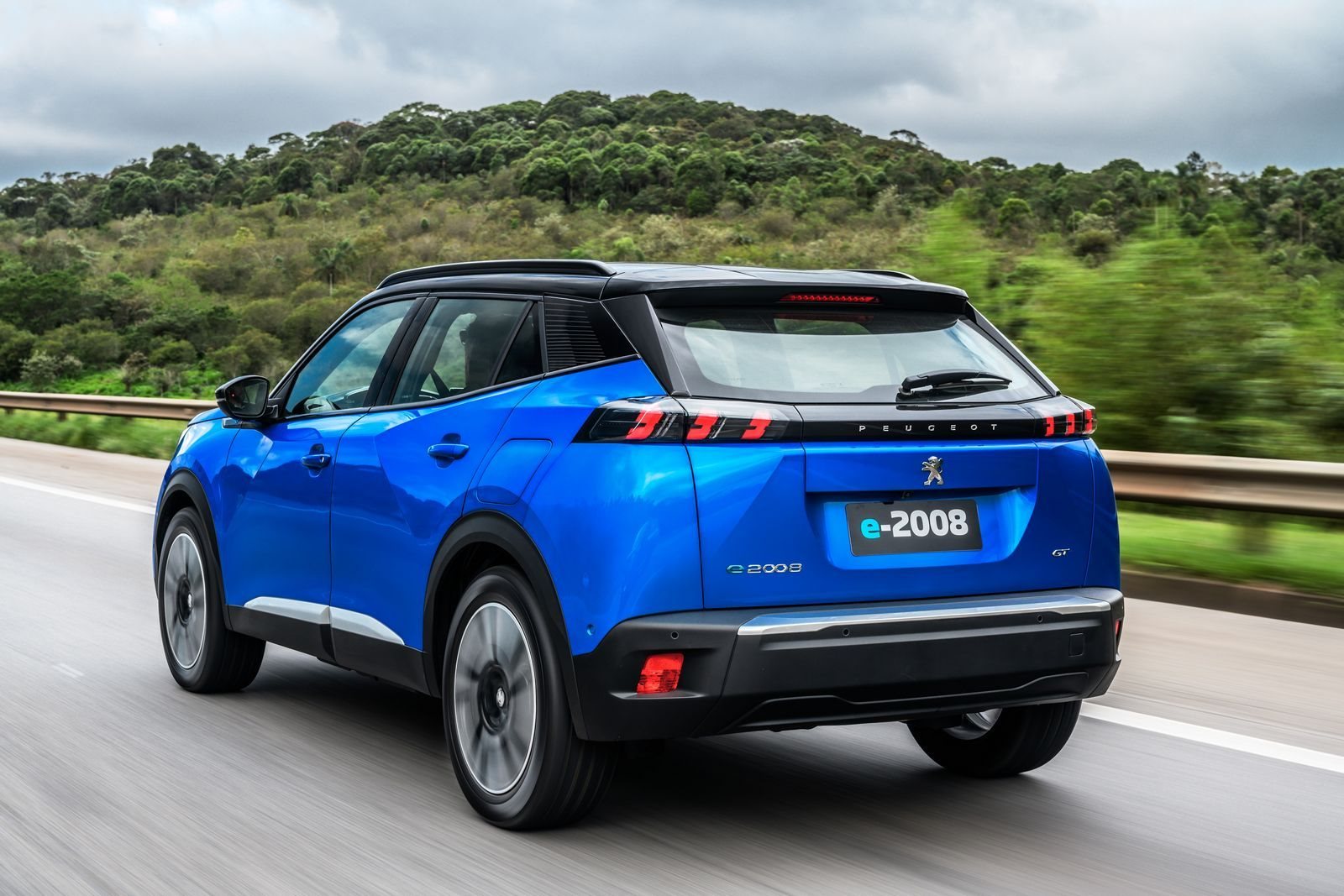 2023 - PEUGEOT E-2008, foto 25