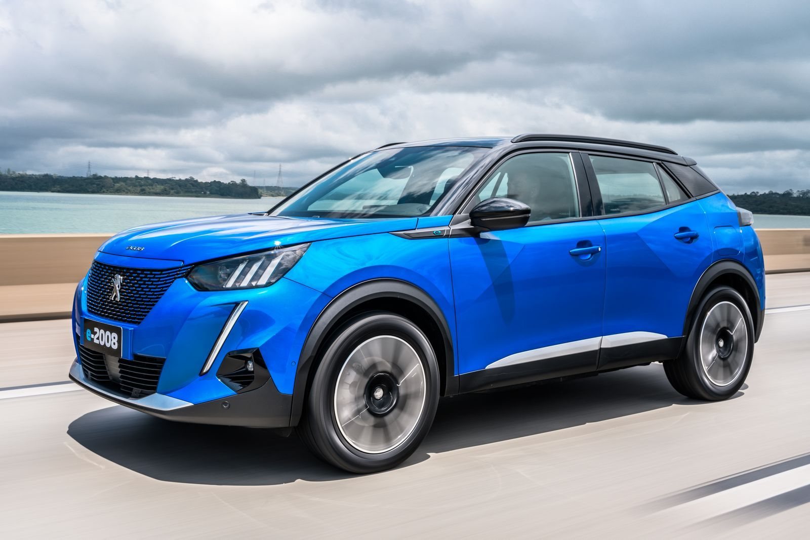 2023 - PEUGEOT E-2008, foto 27
