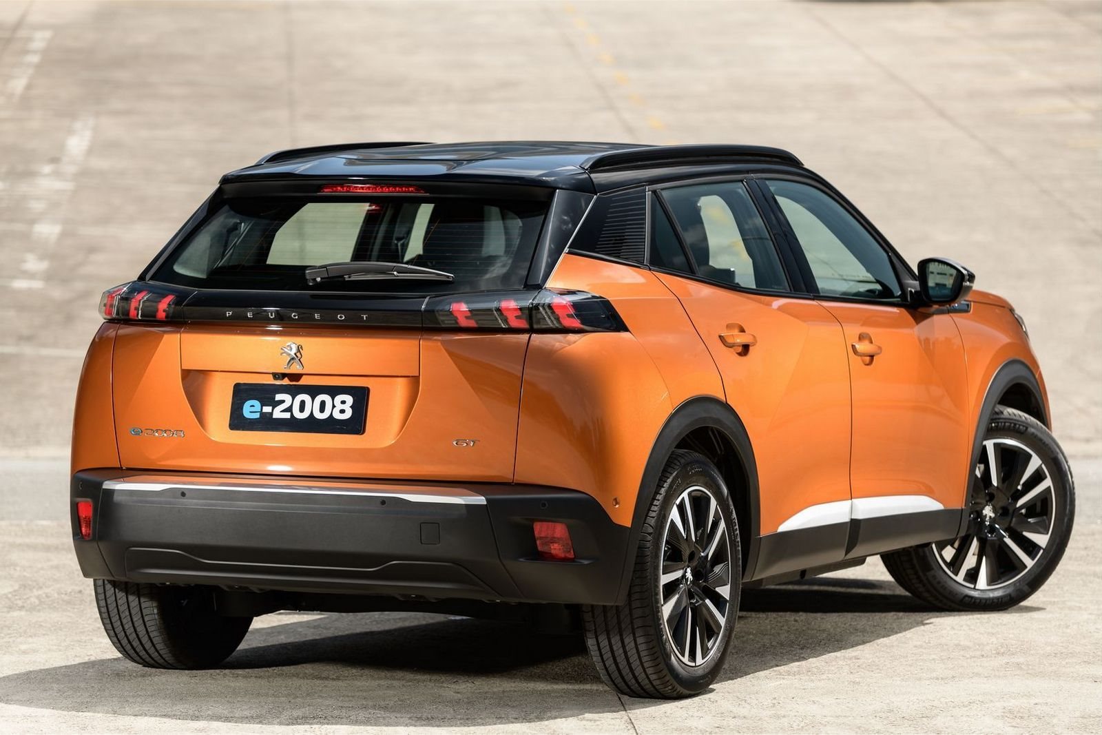 2023 - PEUGEOT E-2008, foto 43