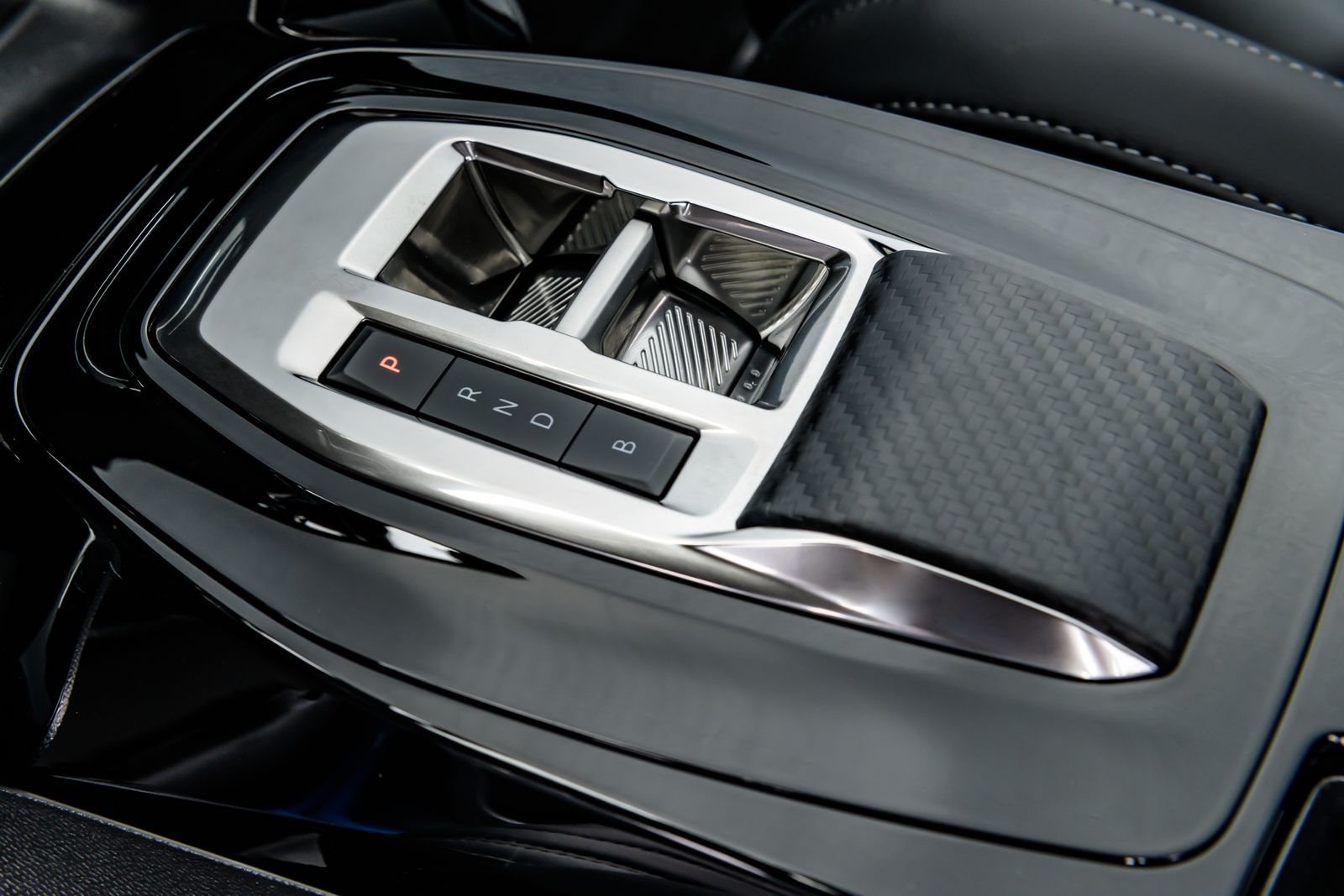 2023 - PEUGEOT E-2008, foto 70