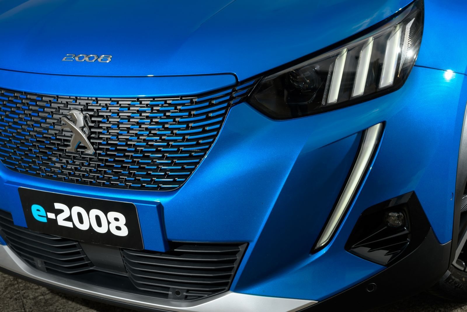 2023 - PEUGEOT E-2008, foto 99