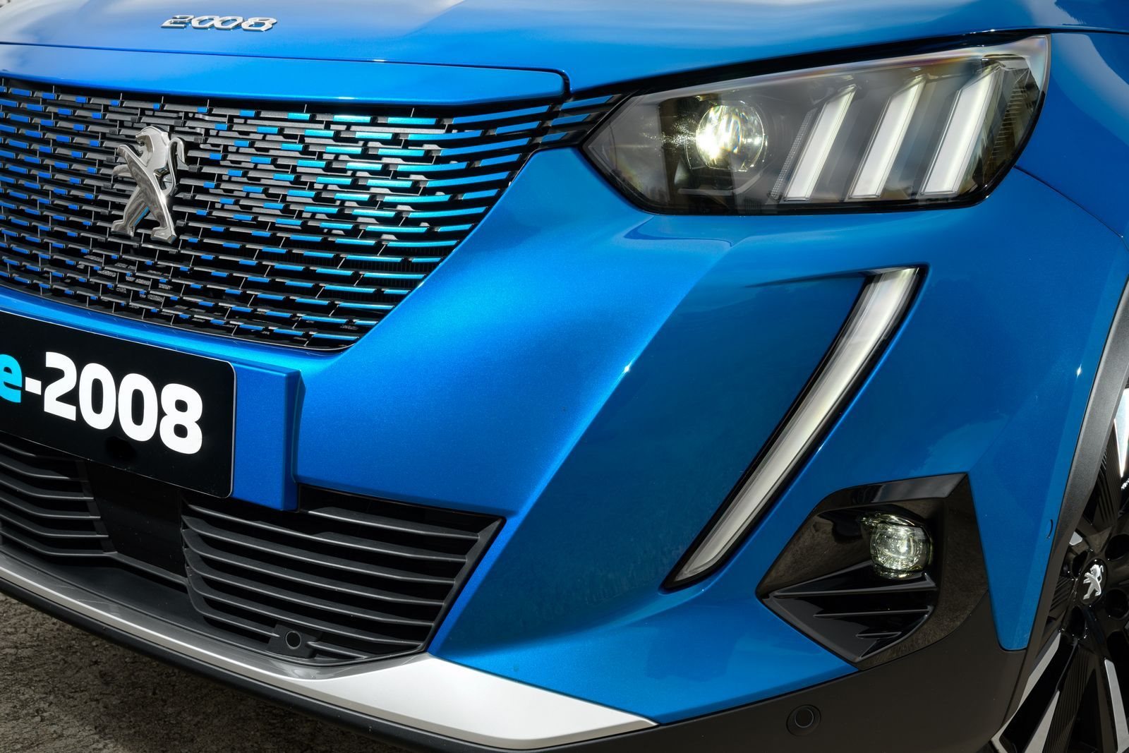 2023 - PEUGEOT E-2008, foto 101