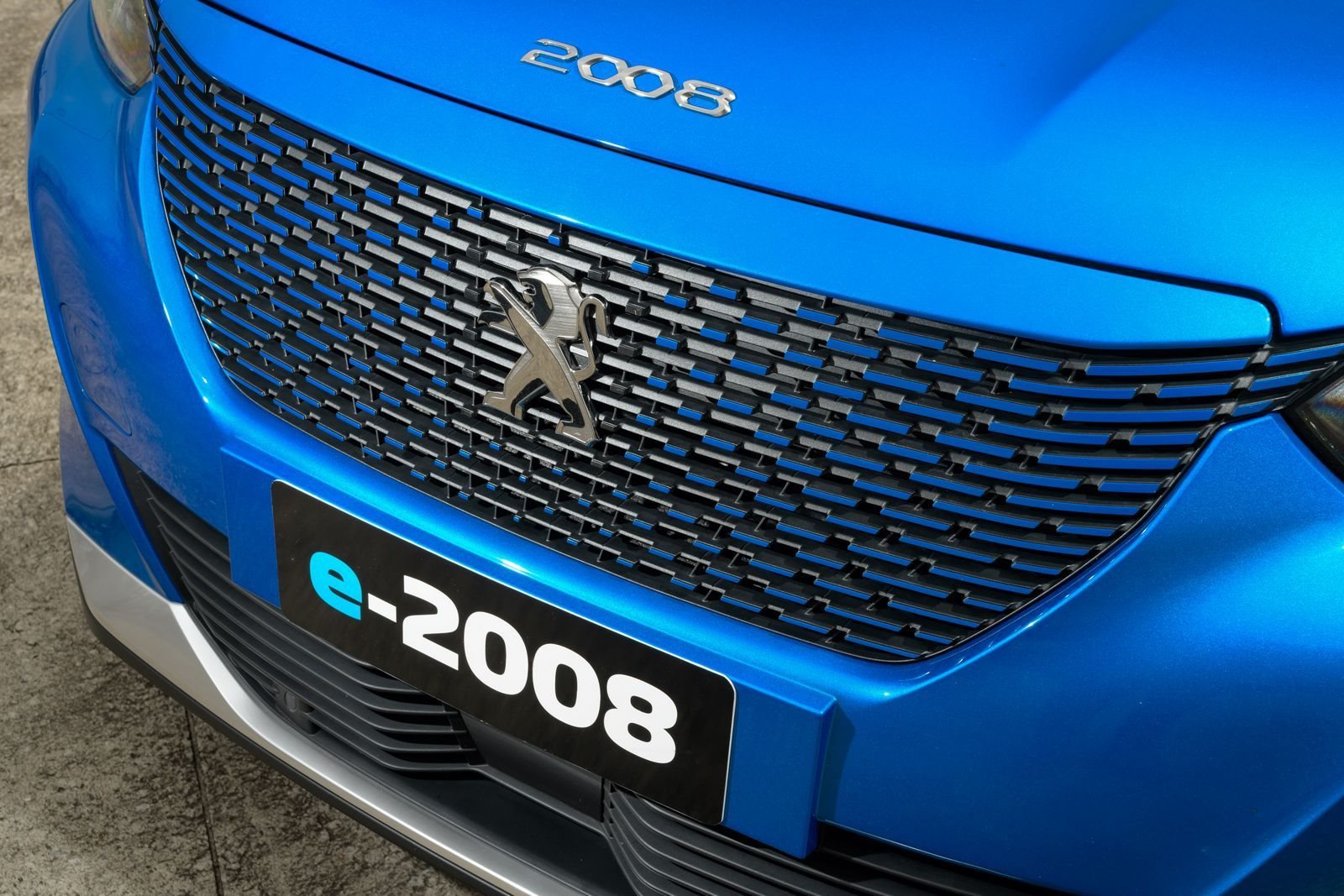 2023 - PEUGEOT E-2008, foto 103