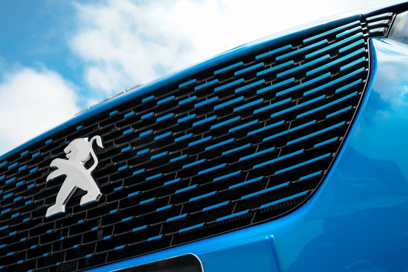 2023 - PEUGEOT E-2008, foto 107