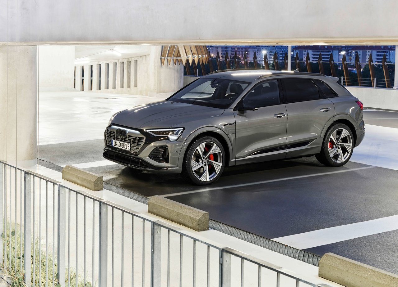 AUDI Q8 E-TRON QUATTRO, foto 8