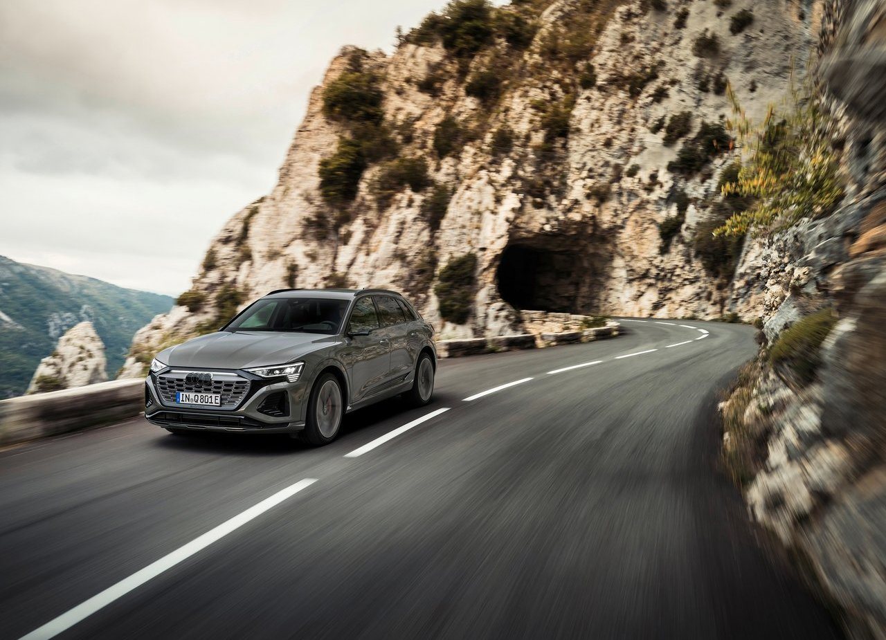 AUDI Q8 E-TRON QUATTRO, foto 11