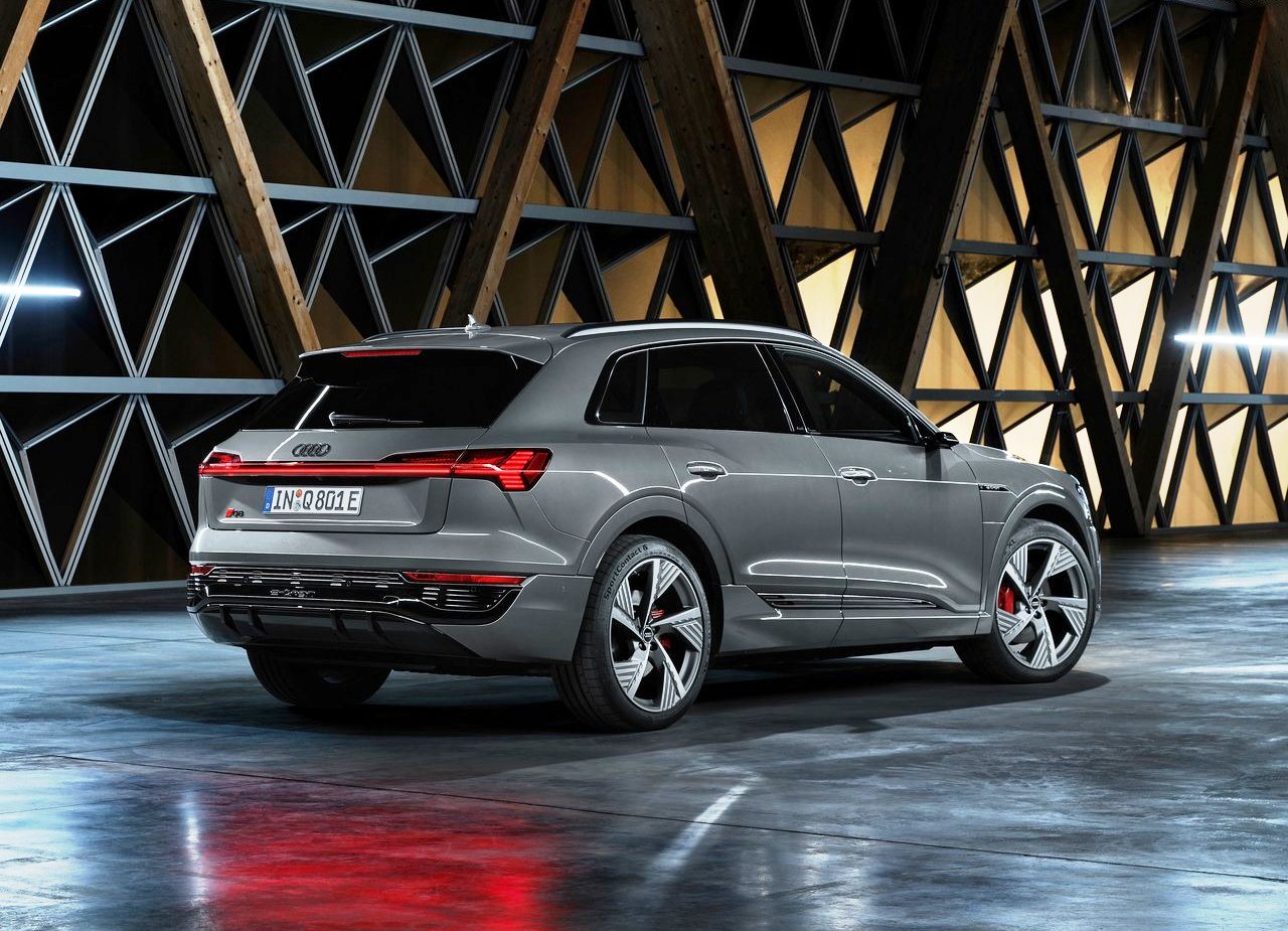 AUDI Q8 E-TRON QUATTRO, foto 24