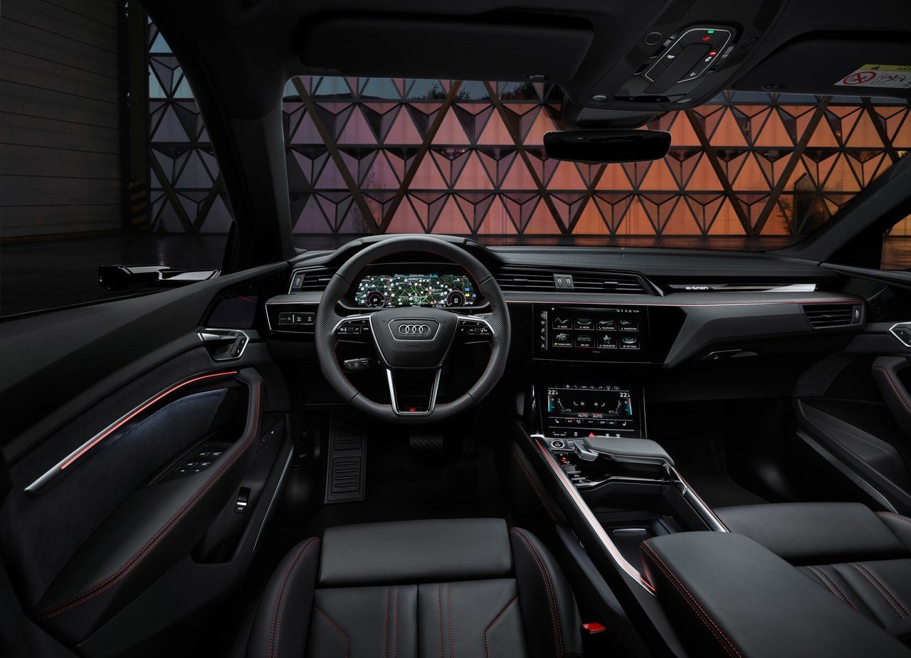 AUDI Q8 E-TRON QUATTRO, foto 37