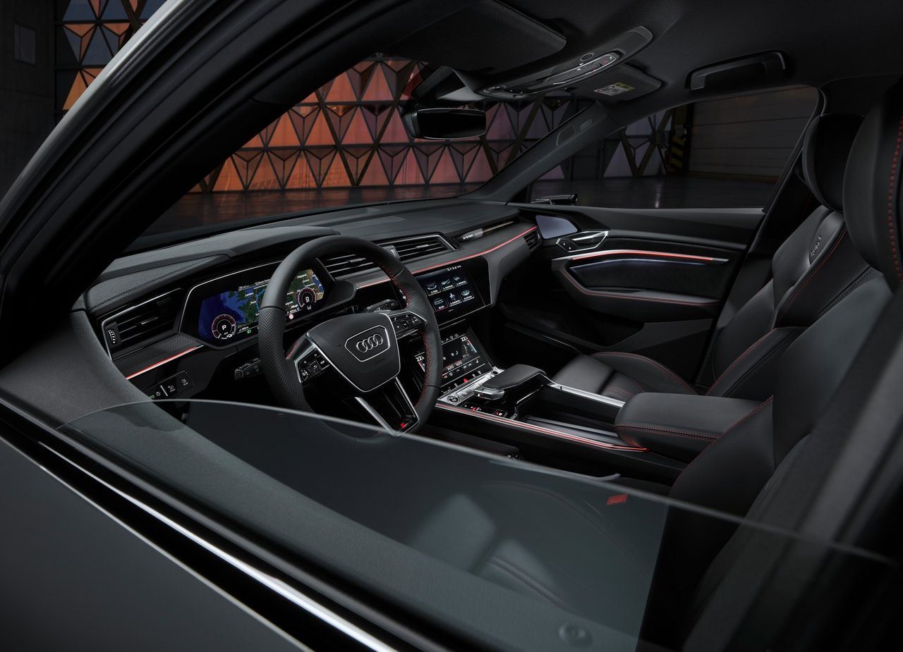 AUDI Q8 E-TRON QUATTRO, foto 38