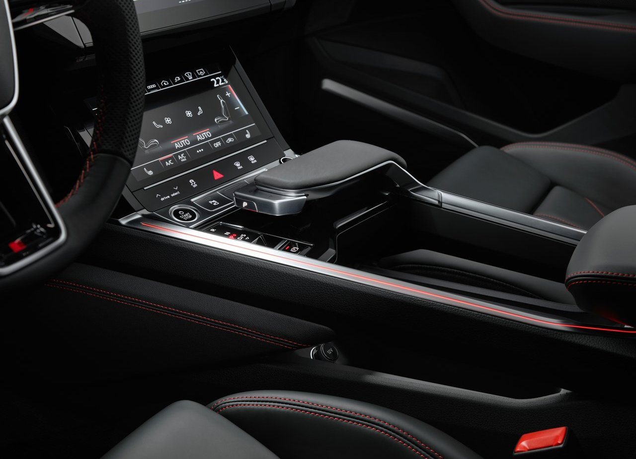AUDI Q8 E-TRON QUATTRO, foto 42