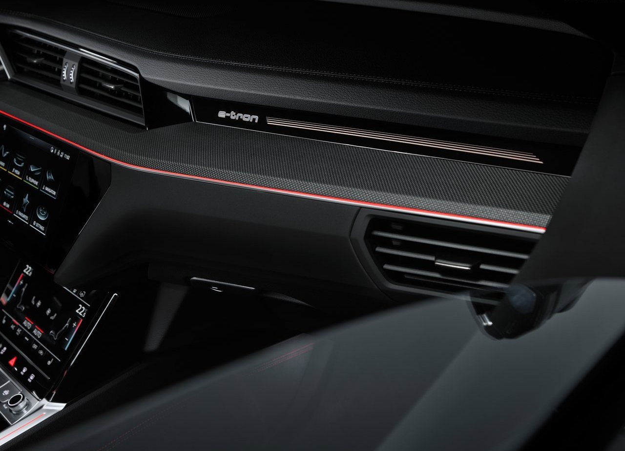 AUDI Q8 E-TRON QUATTRO, foto 43