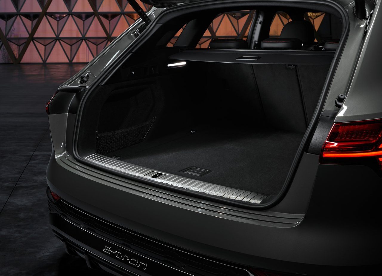 AUDI Q8 E-TRON QUATTRO, foto 45