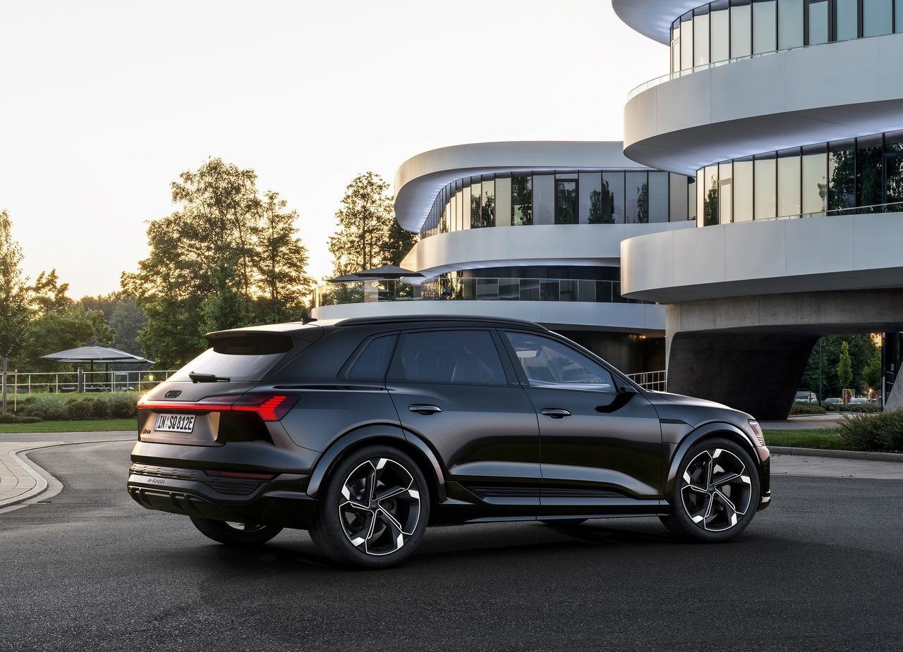 2024 - AUDI SQ8 E-TRON QUATTRO, foto 13