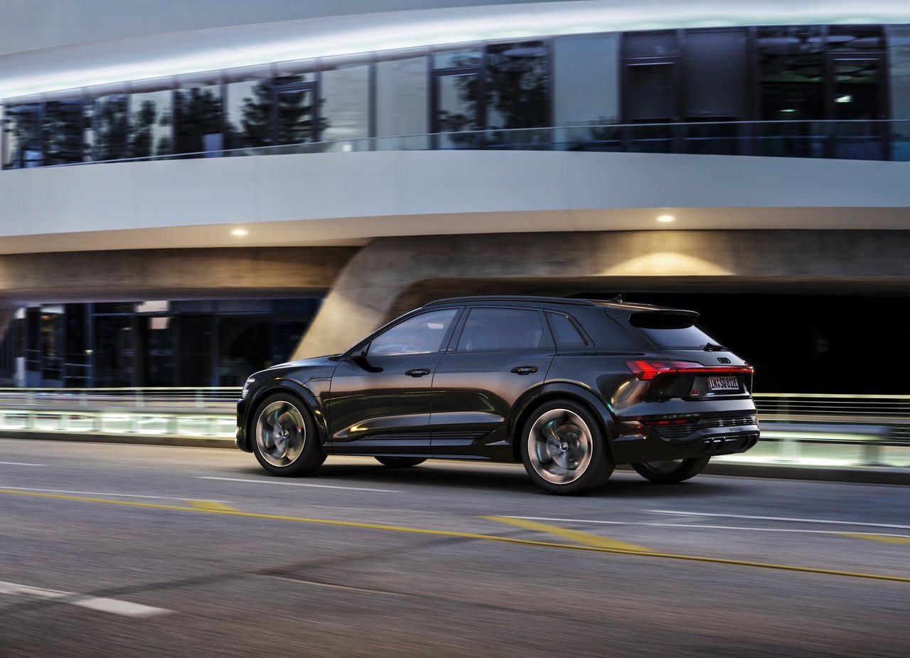 2024 - AUDI SQ8 E-TRON QUATTRO, foto 18