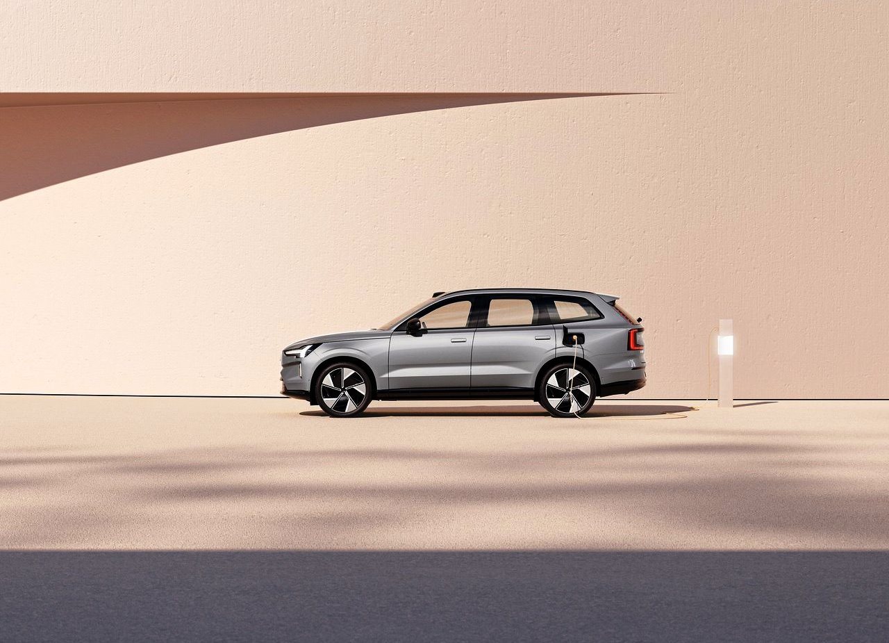VOLVO EX90, foto 63