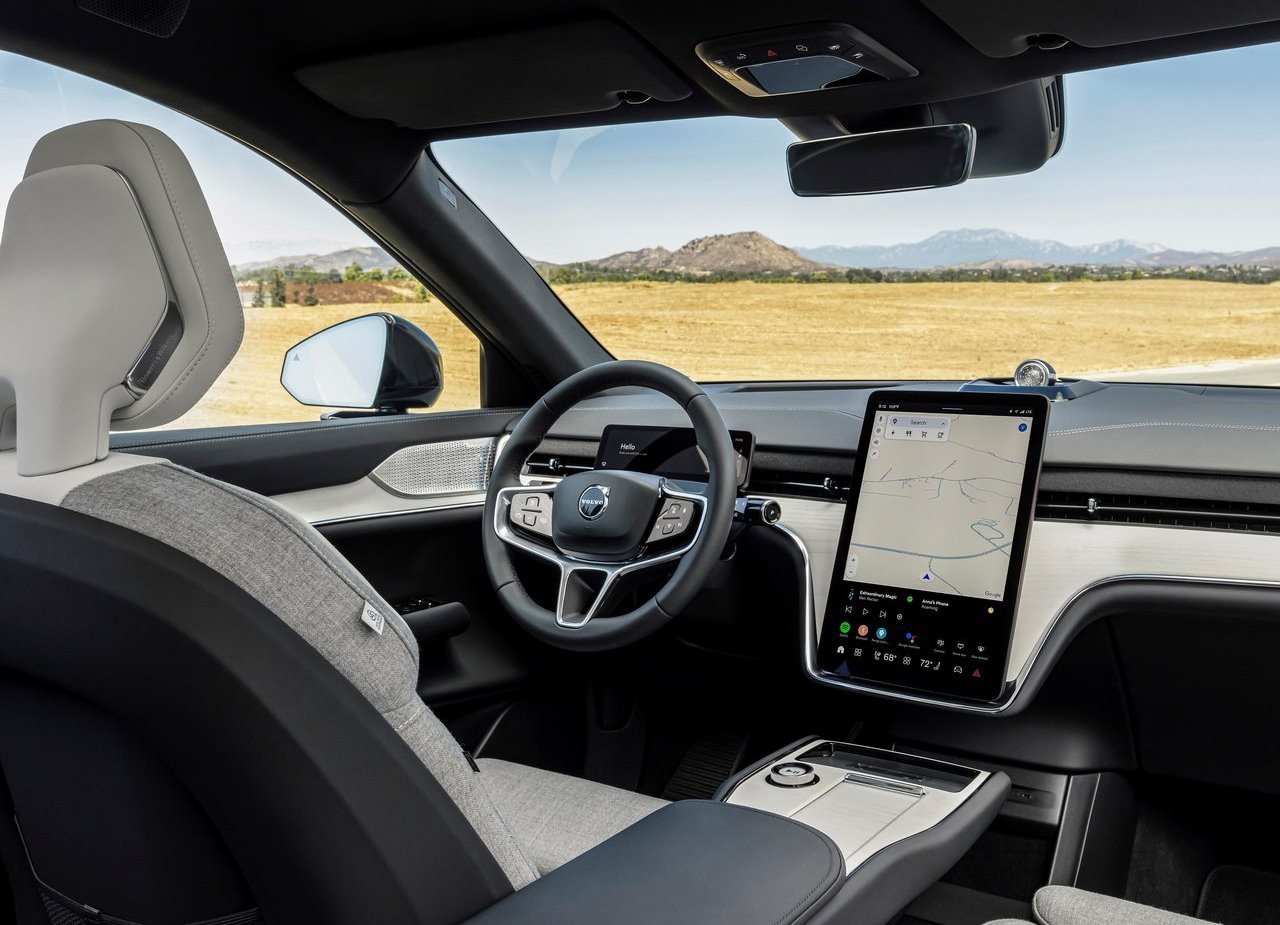VOLVO EX90, foto 104