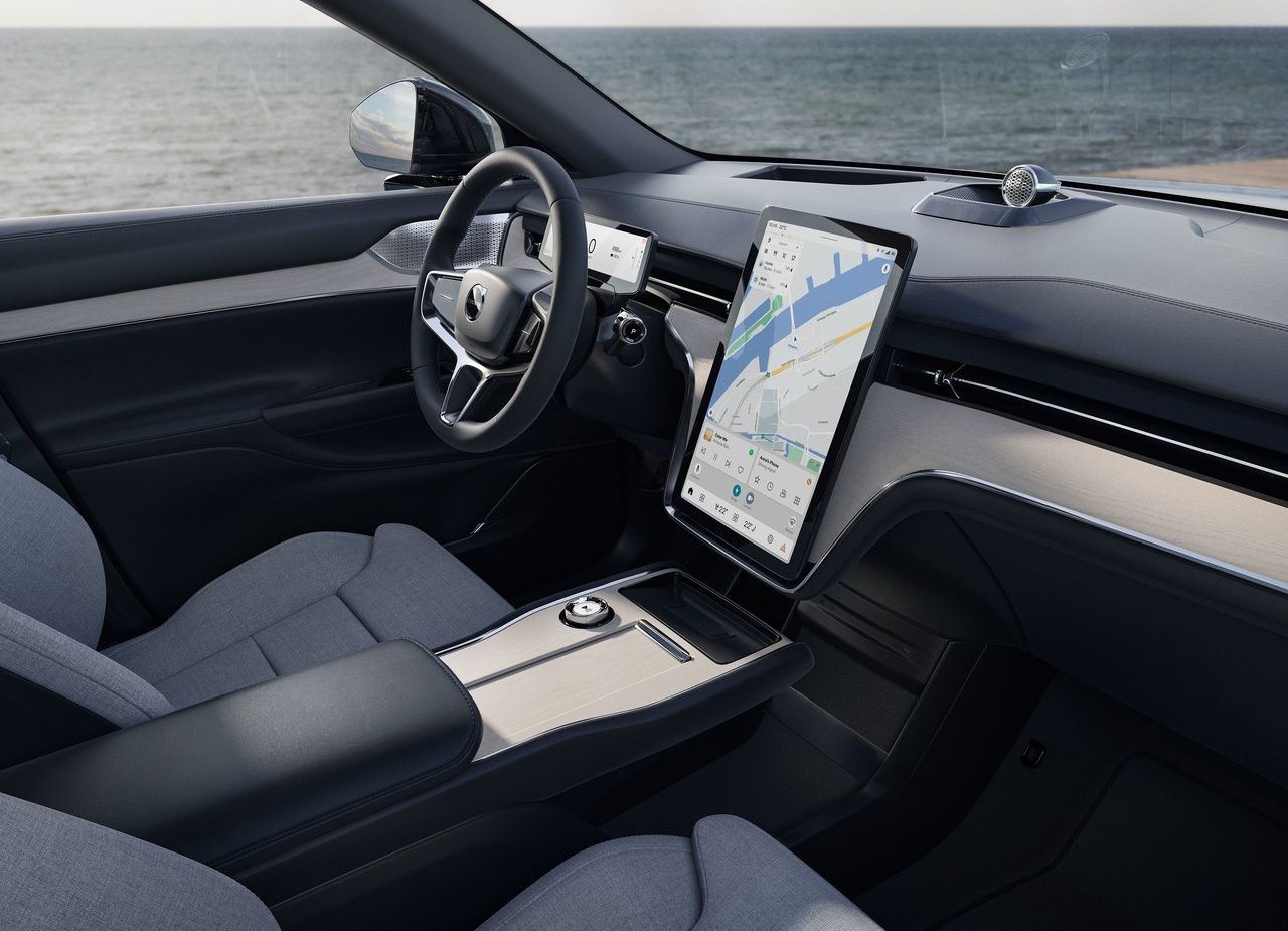 VOLVO EX90, foto 106