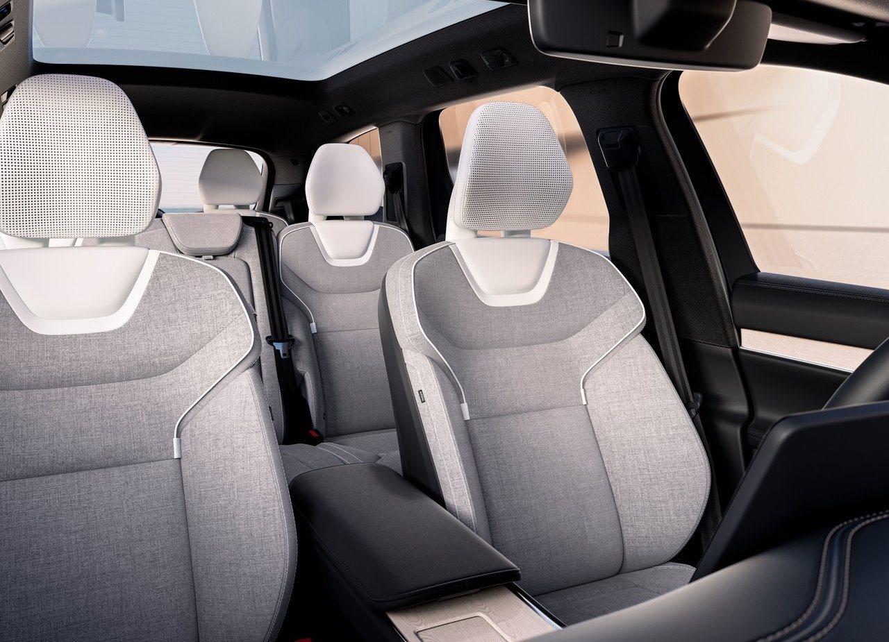VOLVO EX90, foto 128